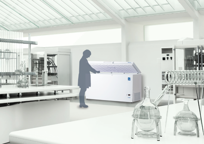 Large chest freezer from Nordic lab